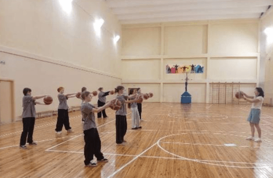 «Индивидуальные действия в нападении: от теории к уверенной игре»